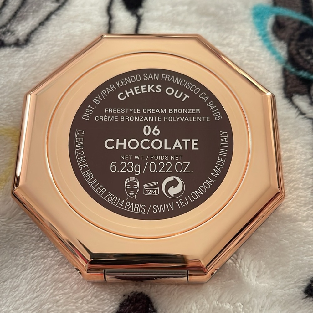 Fenty Chocolate 06 Cheeks Out Freestyle Cream Bronzer - Picture 5 of 6